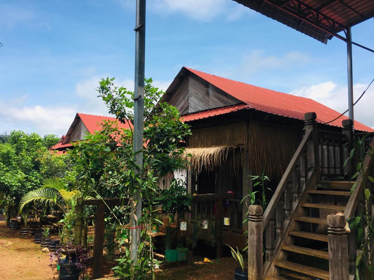 Ratanakiri Farmhouse & Trekking Banlung Exterior foto